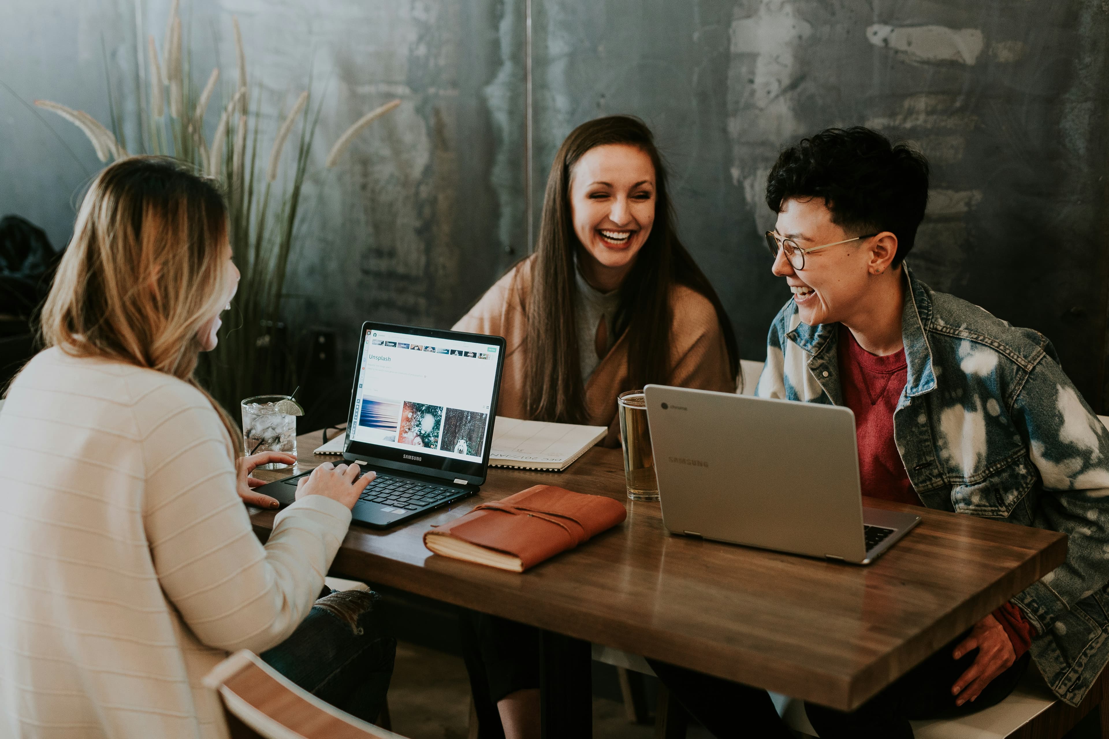 Comion workspace and team inspiration